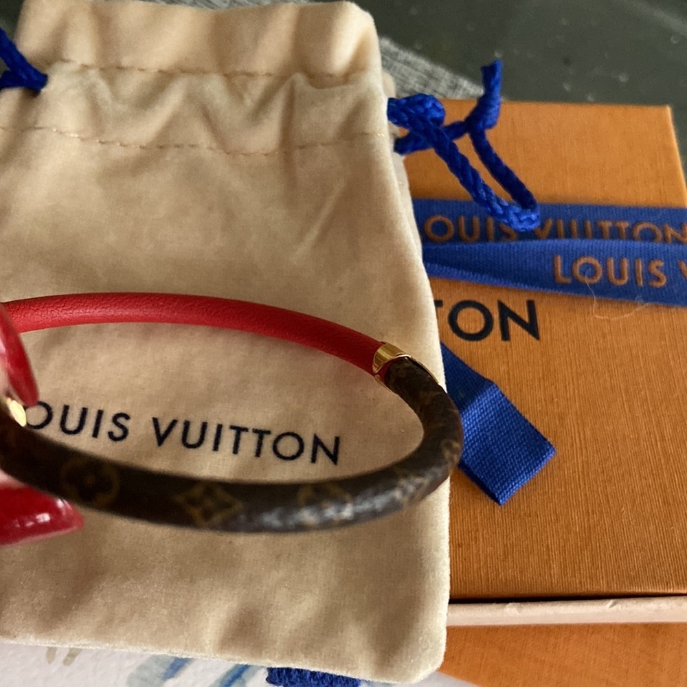 Louis Vuitton Daily Confidential bracelet - Picture 8 of 16